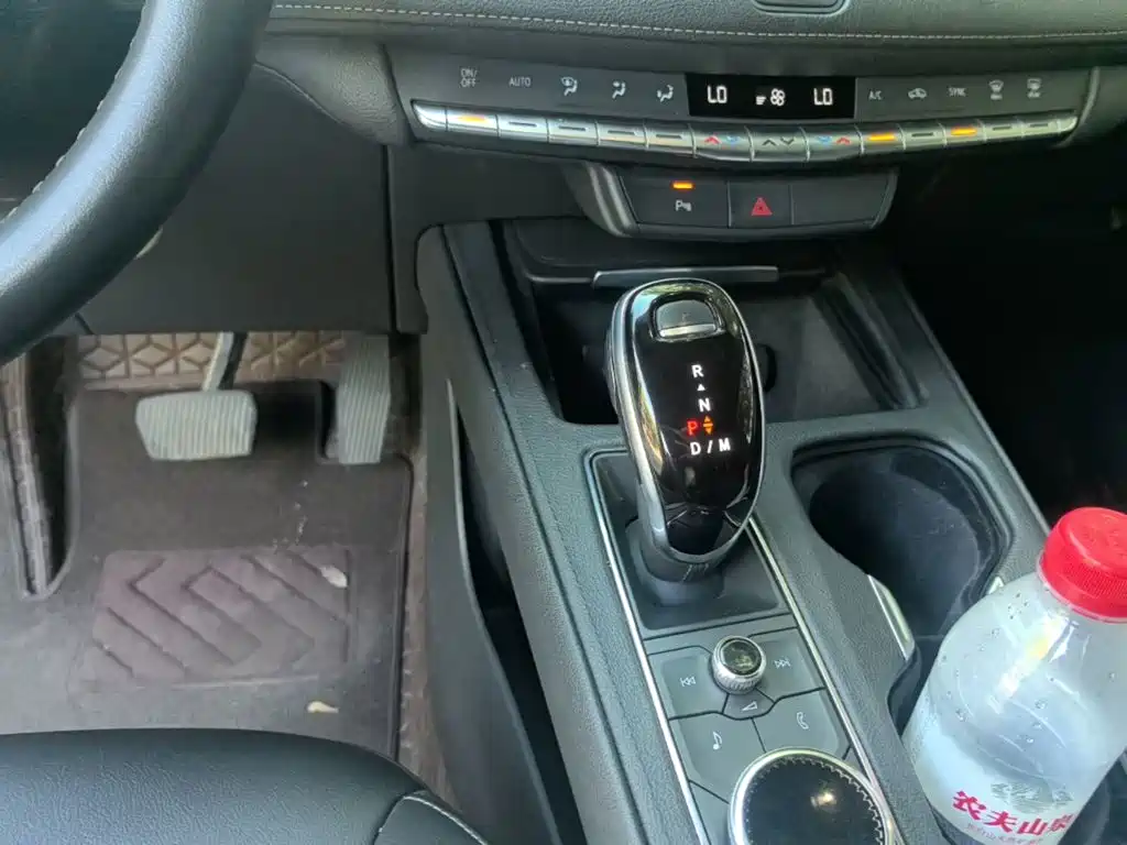 Cadillac XT4 — миниатюра 14