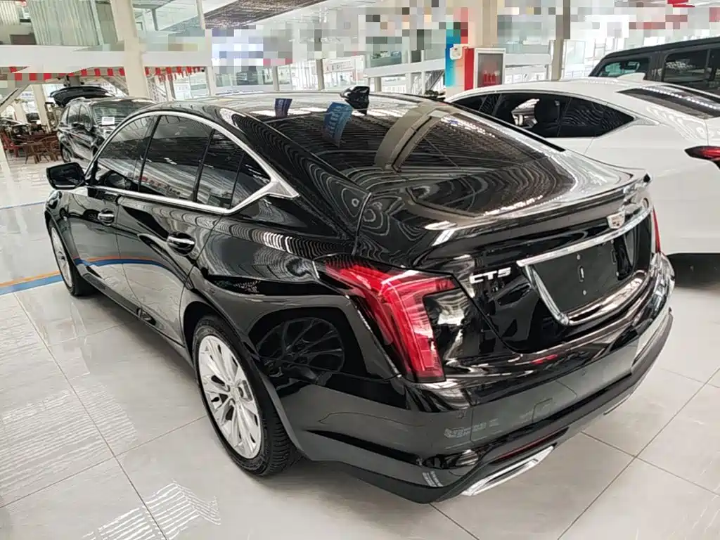 Cadillac CT5 — миниатюра 5