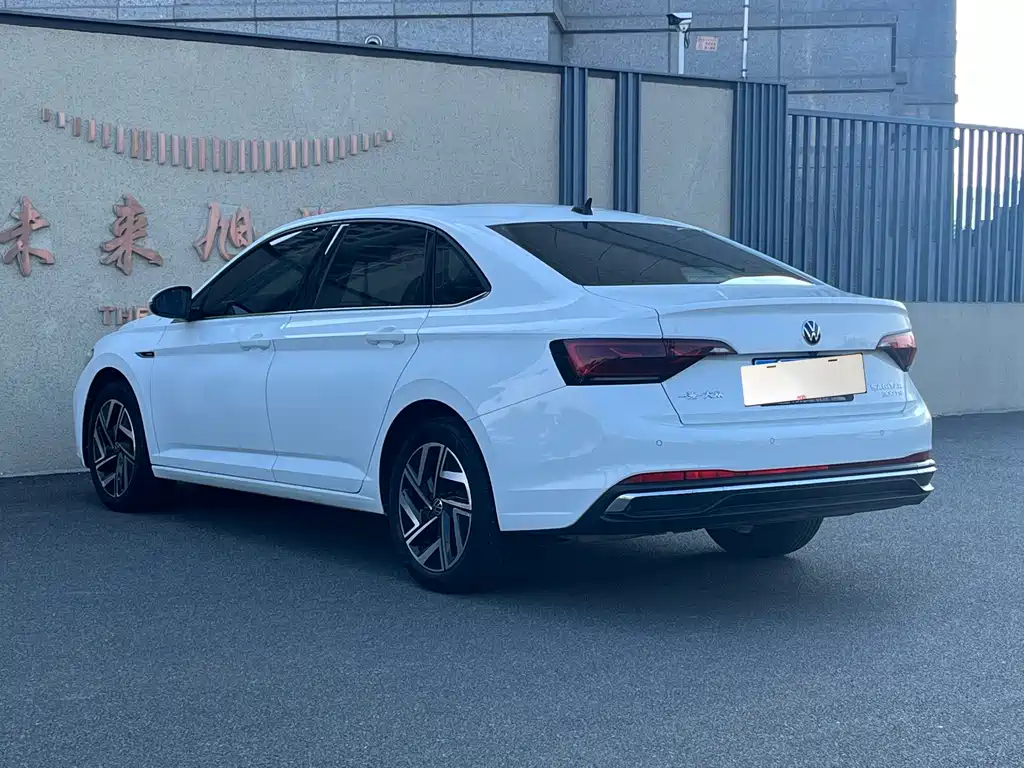 Volkswagen Sagitar — миниатюра 5