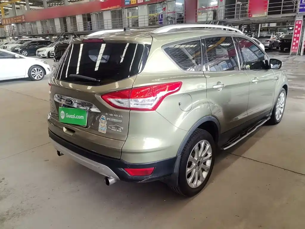 Ford Kuga — миниатюра 7