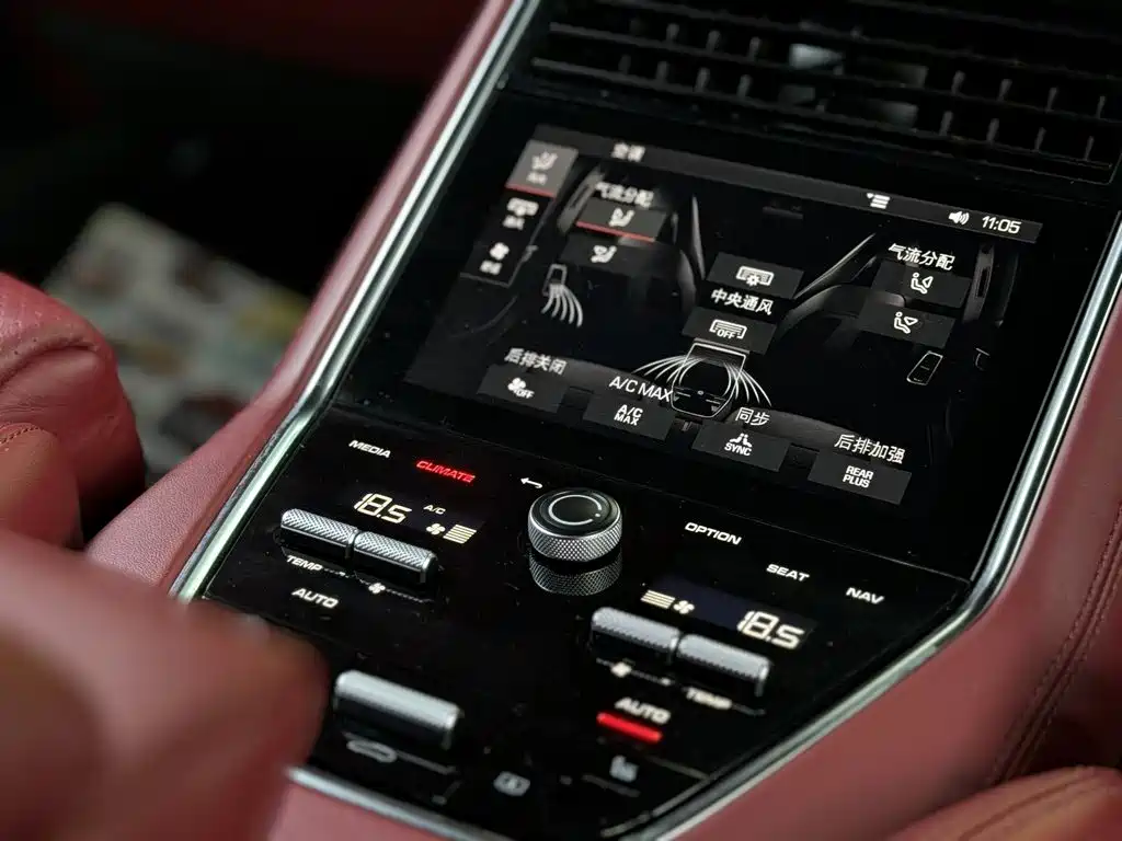 Porsche Panamera — миниатюра 17