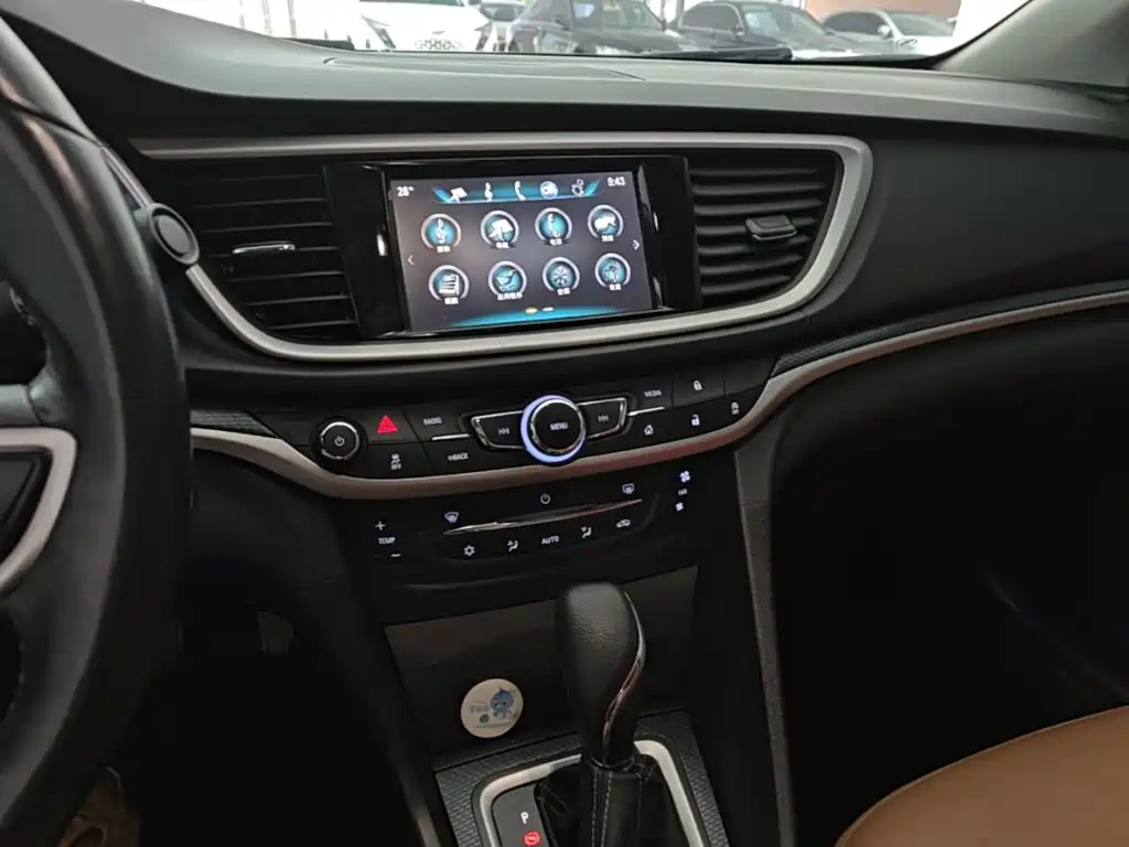 Buick Excelle — миниатюра 13
