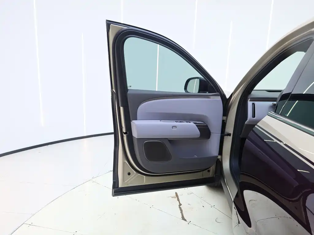 Li Auto Li L9 — миниатюра 8