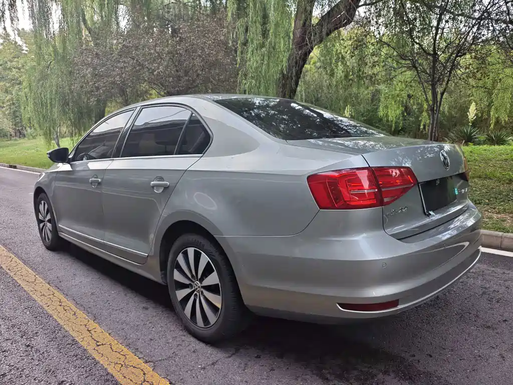 Volkswagen Sagitar — миниатюра 8