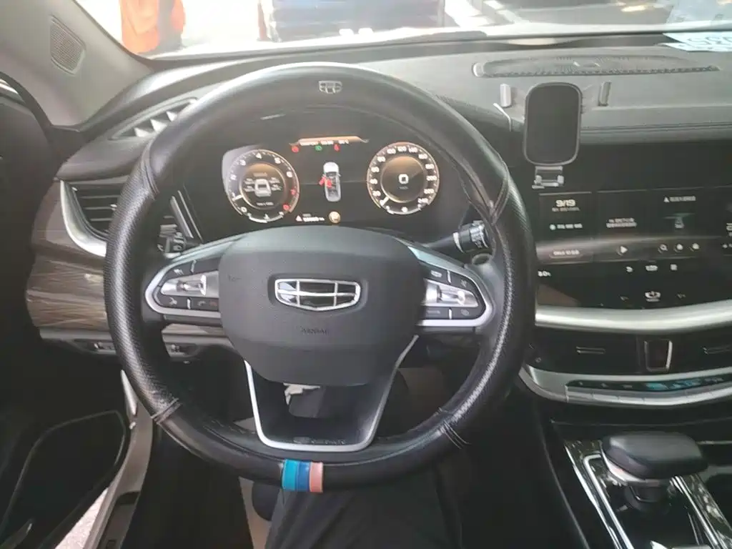 Geely Borui — миниатюра 11