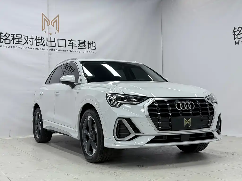 Audi Q3 2022 35 TFSI Fashion