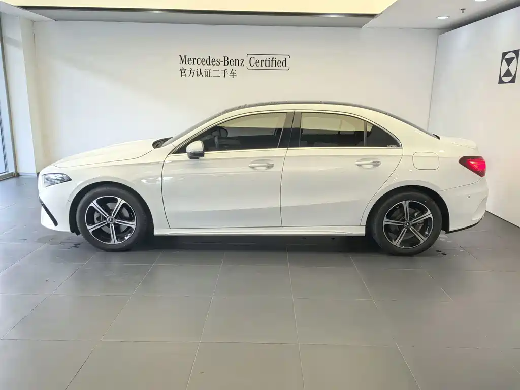 Mercedes-Benz A-Class — миниатюра 4