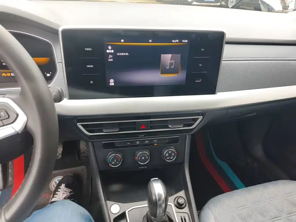 Volkswagen Lavida — миниатюра 13