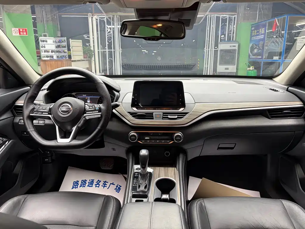 Nissan Teana — миниатюра 9