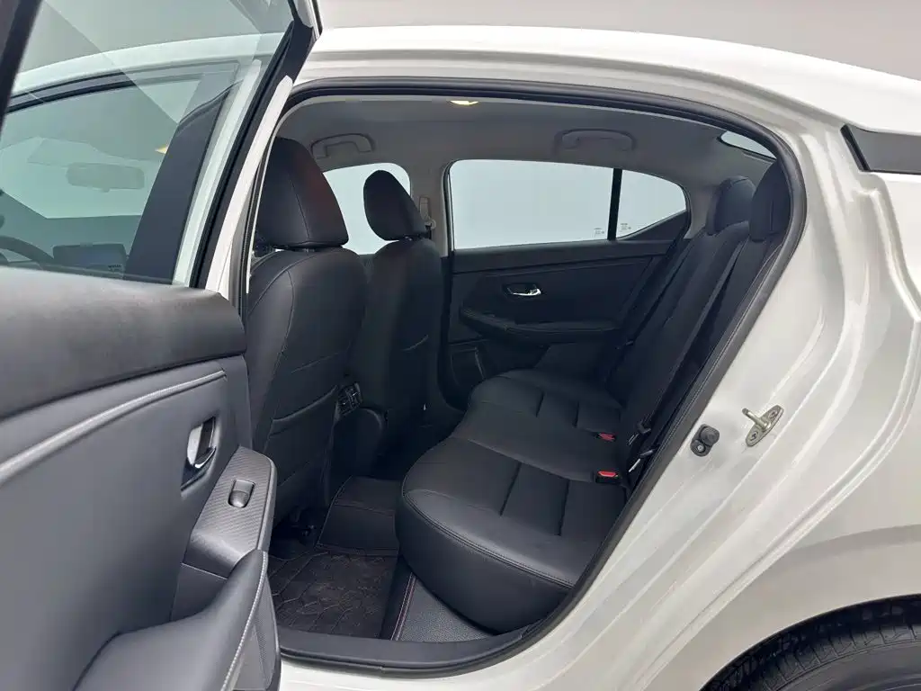 Nissan Sylphy — миниатюра 18