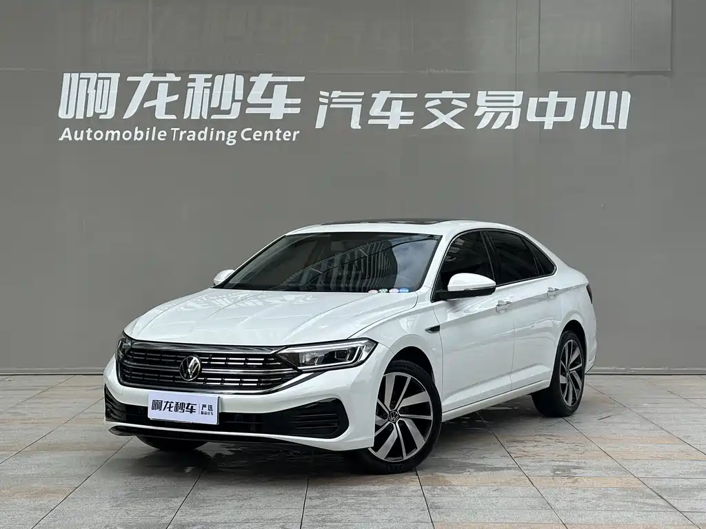 Volkswagen Sagitar 2025 300TSI DSG