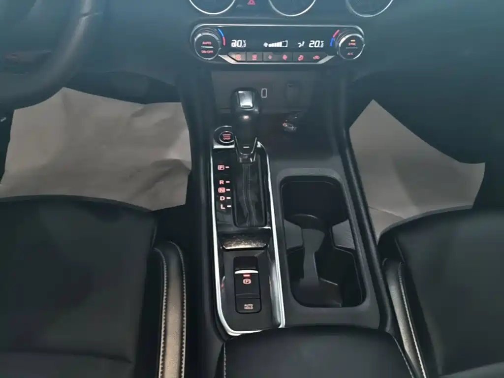 Nissan Sylphy — миниатюра 14