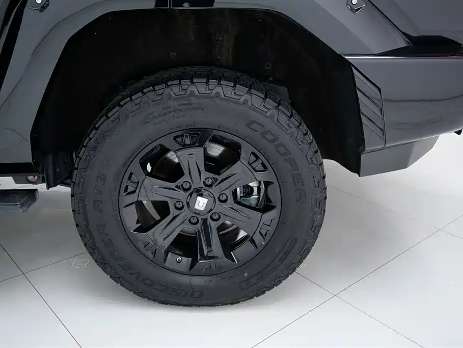 TANK TANK 400 NEW ENERGY