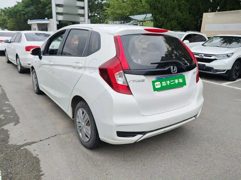 Honda Fit — миниатюра 5