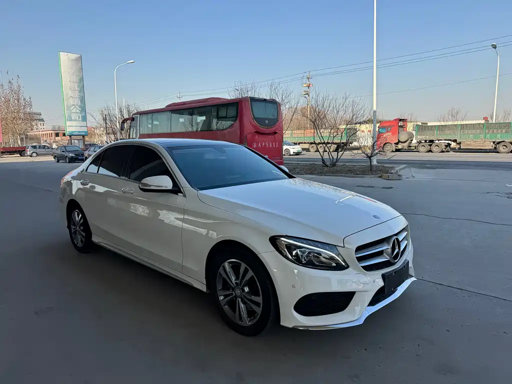 MERCEDES-BENZ C CLASS