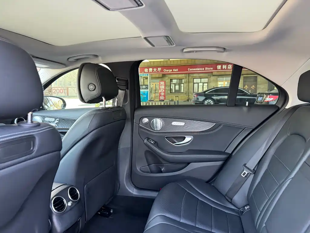 MERCEDES-BENZ C CLASS