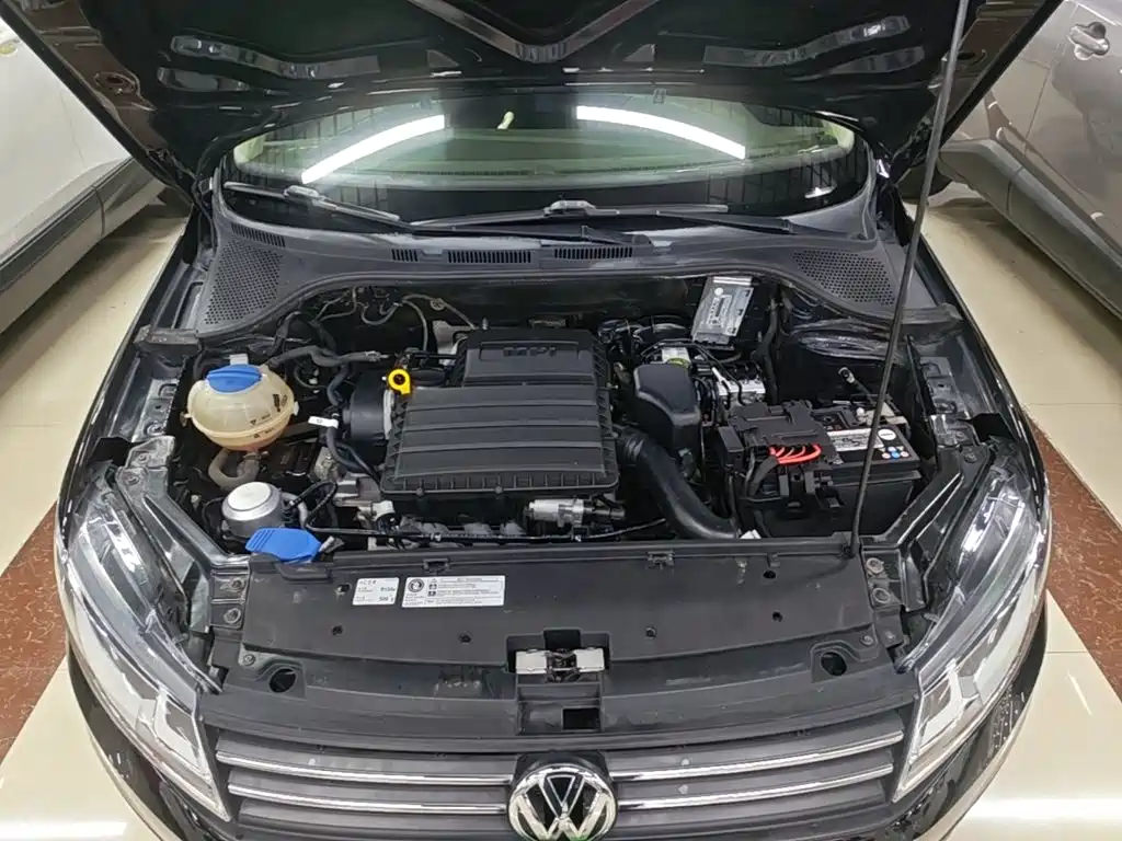 Volkswagen Santana — миниатюра 20