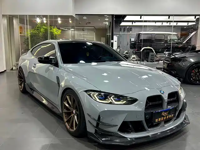 BMW M4