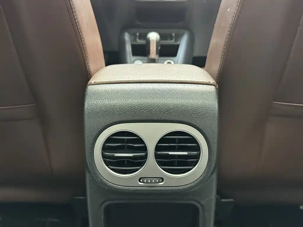 Volkswagen Tiguan — миниатюра 13