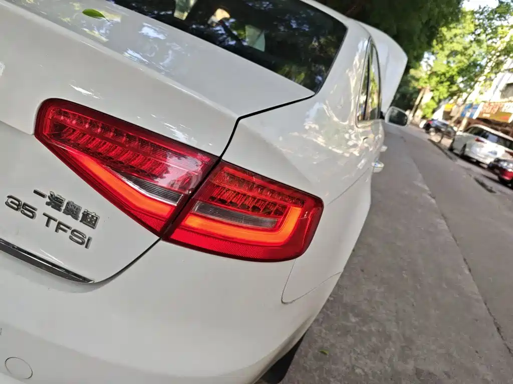 Audi A4L — миниатюра 8
