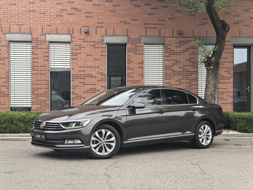 Volkswagen Magotan 2016