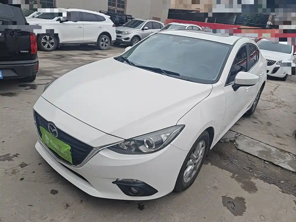 Mazda 3 Axela 2016