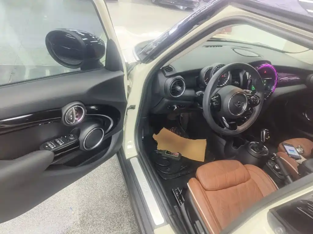MINI Mini — миниатюра 16