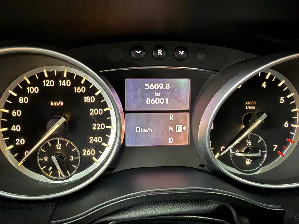 Mercedes-Benz R-Class — миниатюра 4