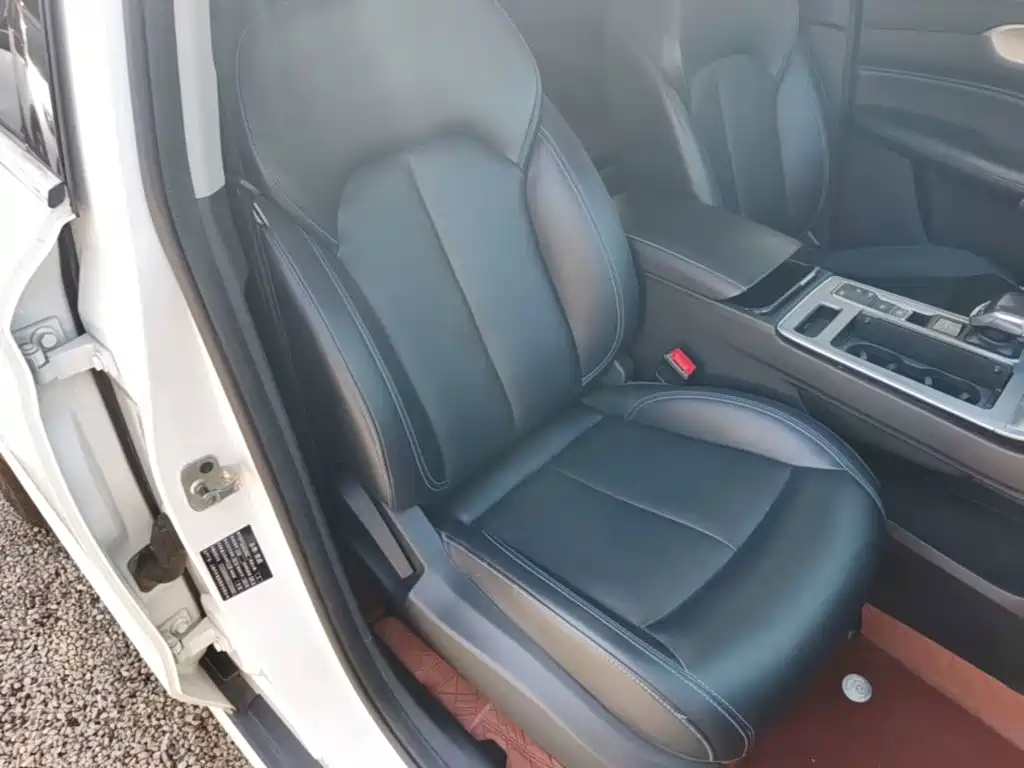 Roewe RX5 — миниатюра 25