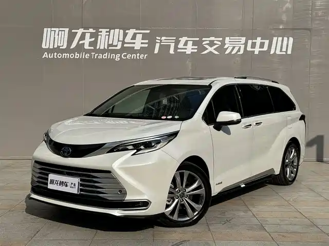 toyota sienna