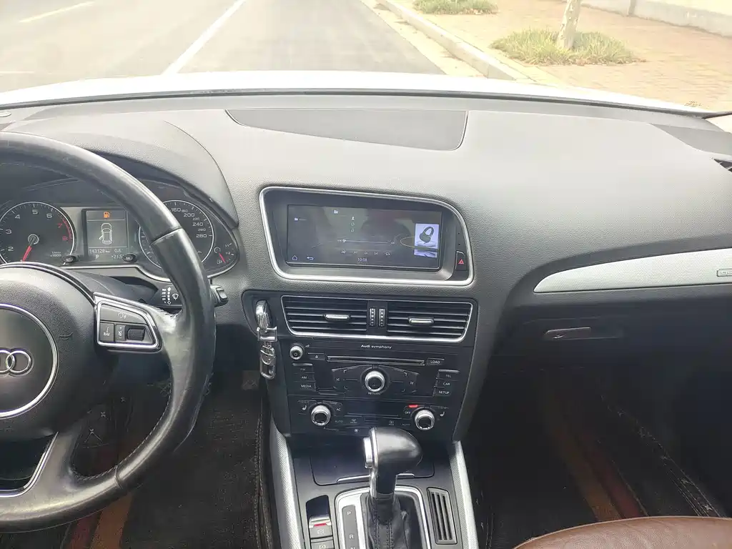 Audi Q5 — миниатюра 12