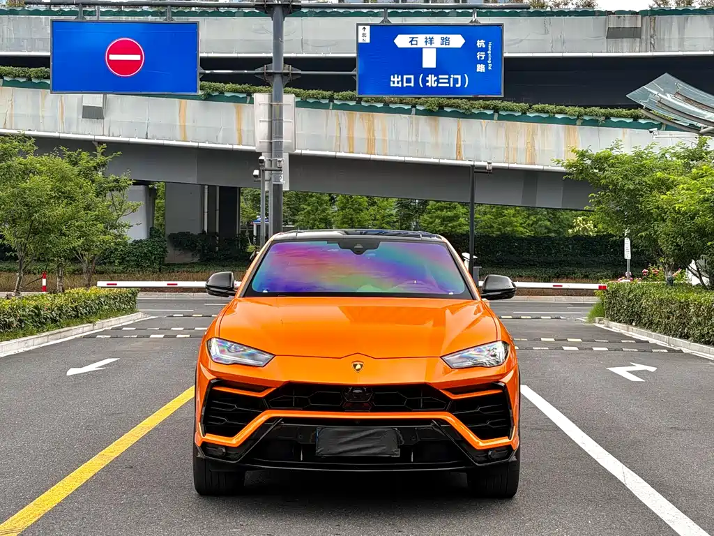 Lamborghini Urus 2022