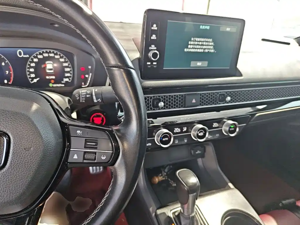 Honda Civic — миниатюра 10