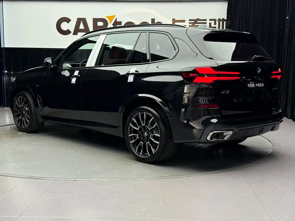BMW  X5