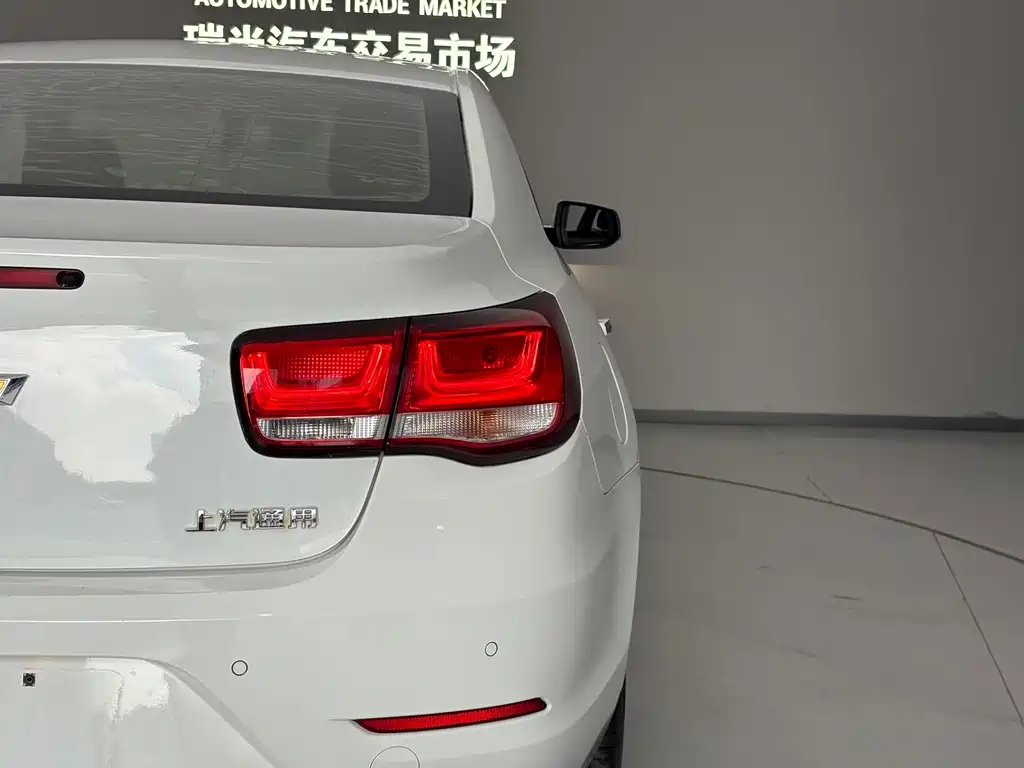 Chevrolet Malibu — миниатюра 5