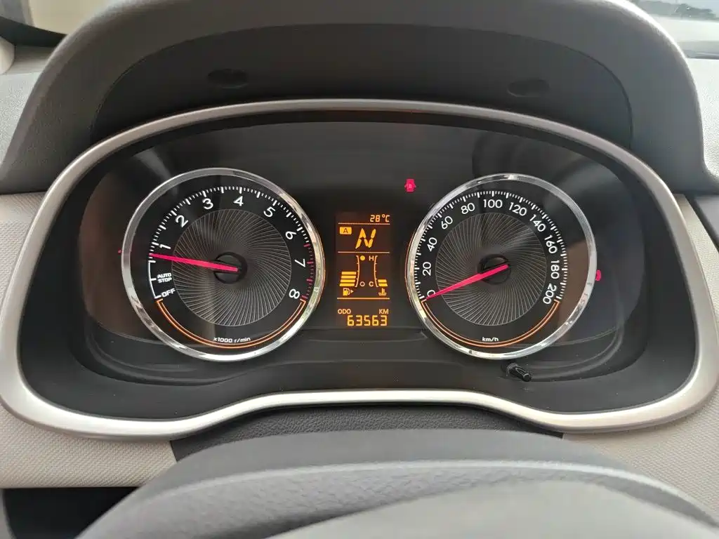 Chevrolet Sail — миниатюра 8