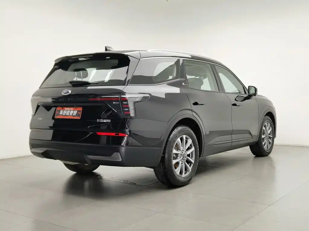 Ford Edge — миниатюра 2