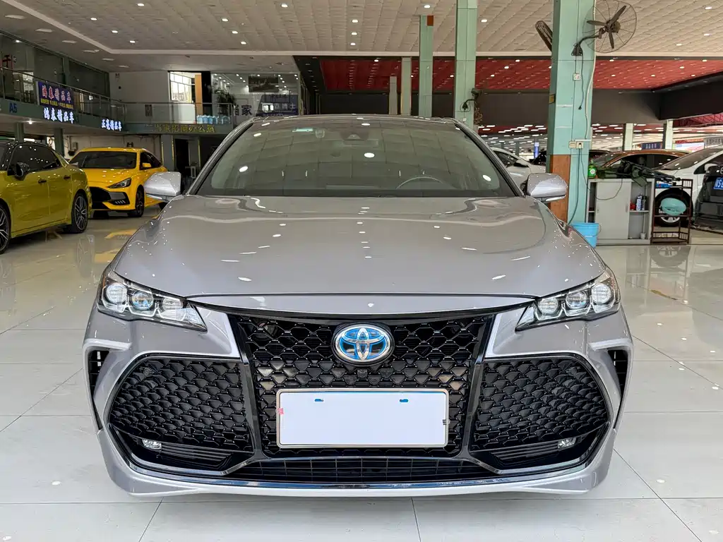 Toyota Avalon — миниатюра 2