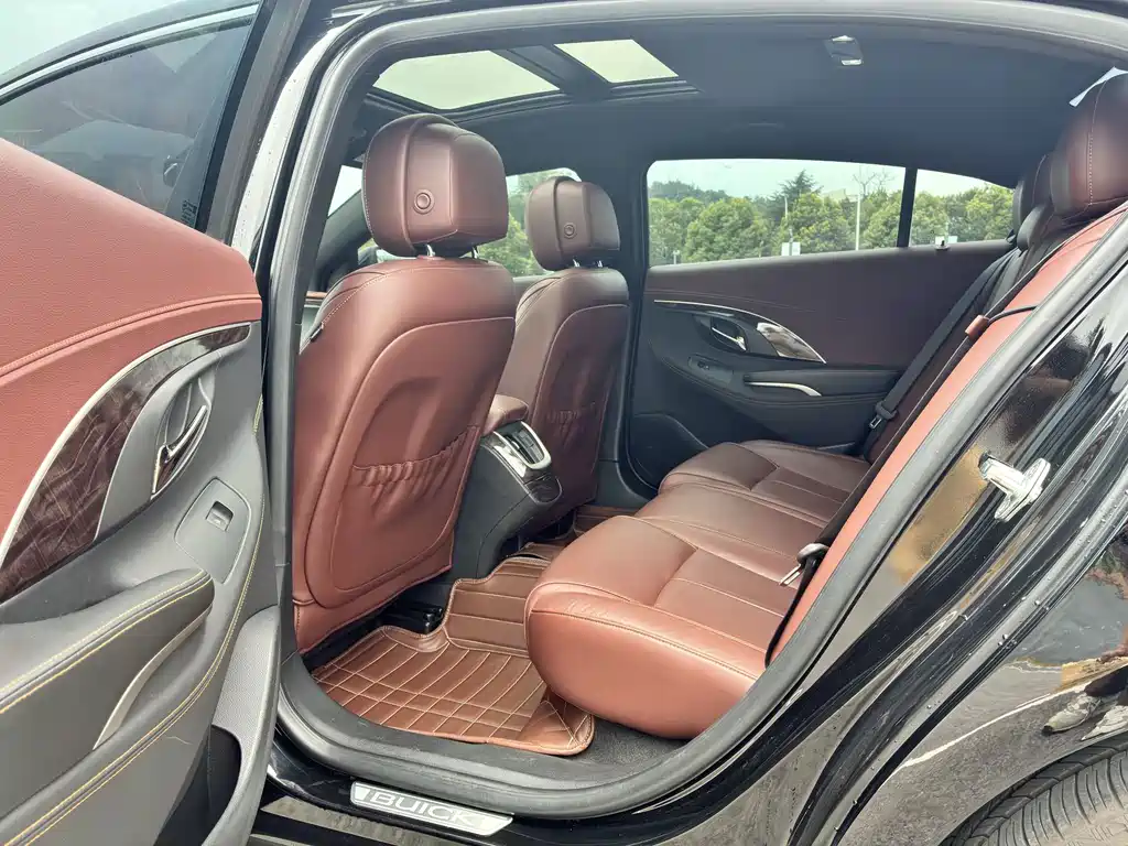 Buick LaCrosse — миниатюра 4