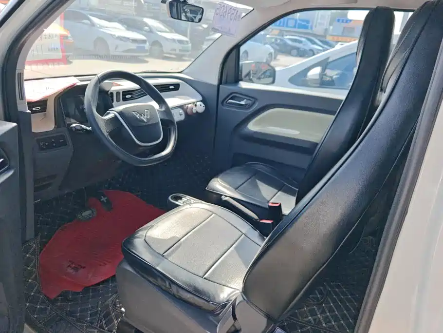 Wuling MINIEV — миниатюра 9