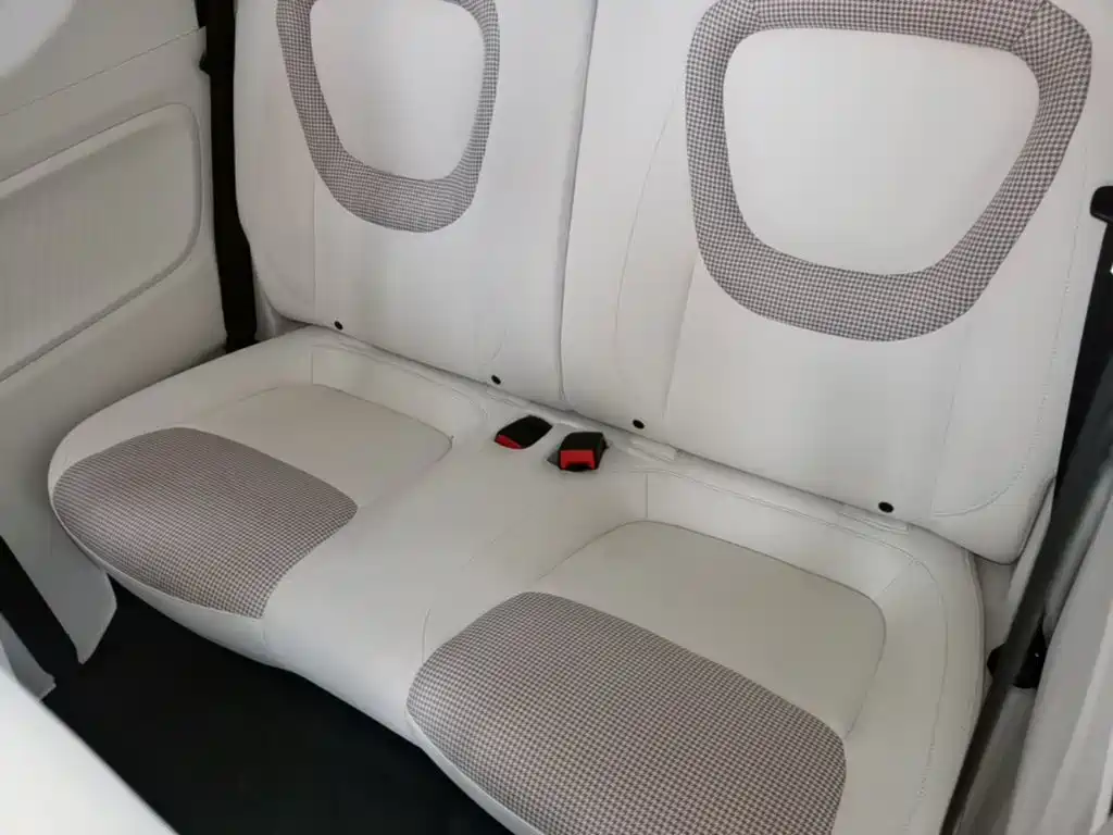 Wuling MINIEV — миниатюра 17