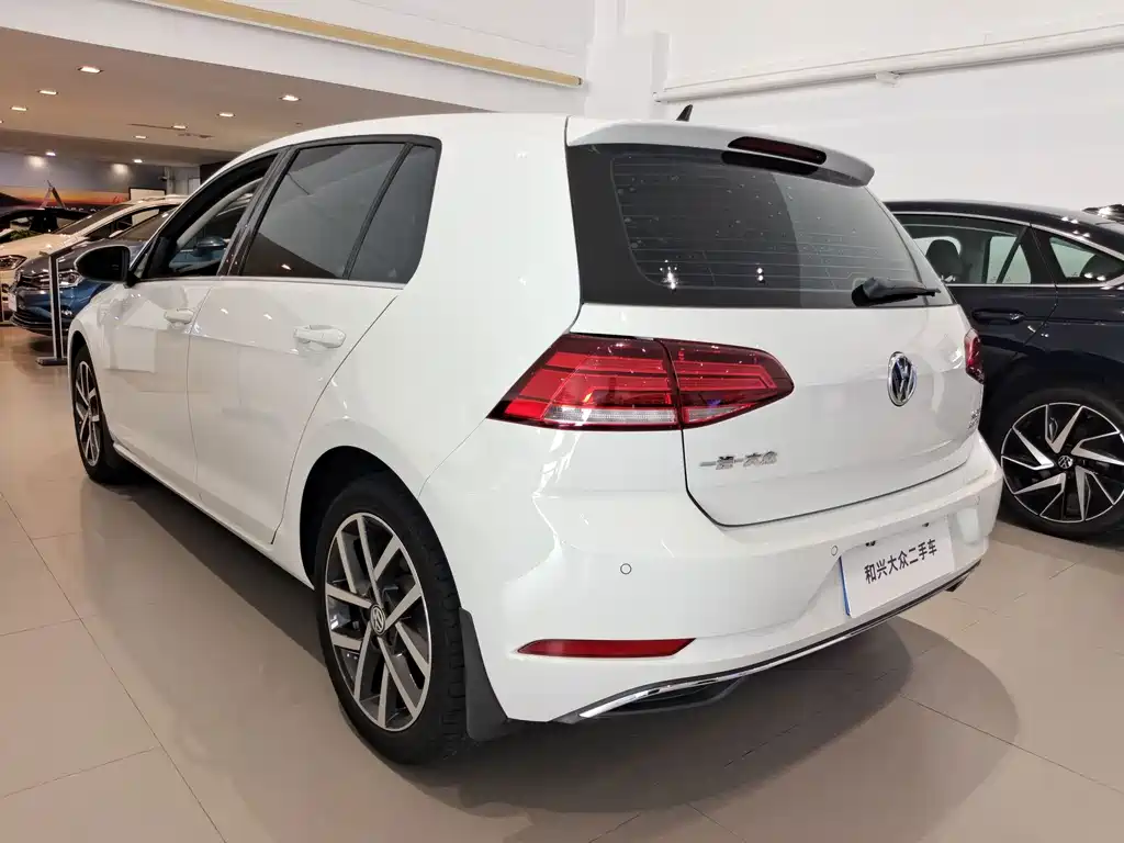 Volkswagen Golf — миниатюра 5