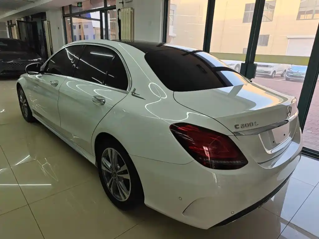 Mercedes-Benz C-Class — миниатюра 5