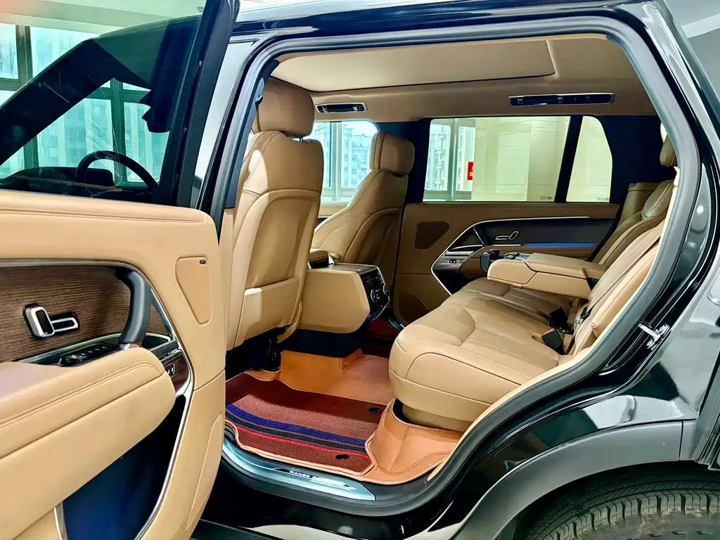 Land Rover Range Rover — миниатюра 9