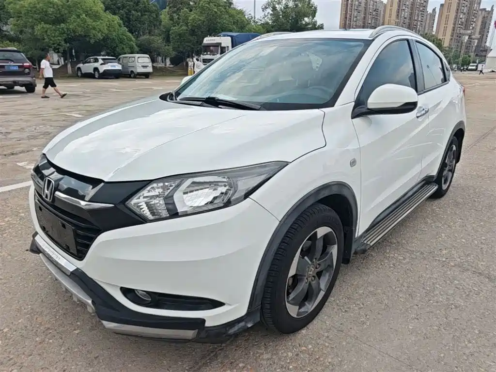 Honda Vezel 2016