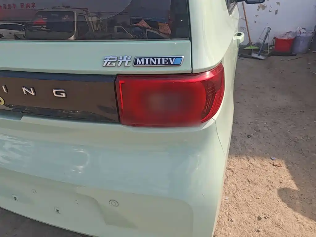 Wuling MINIEV — миниатюра 24