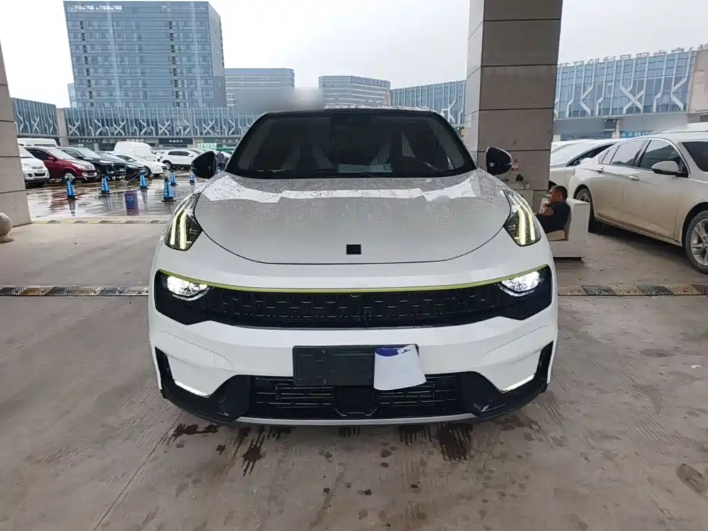 Lynk & Co 05 — миниатюра 3
