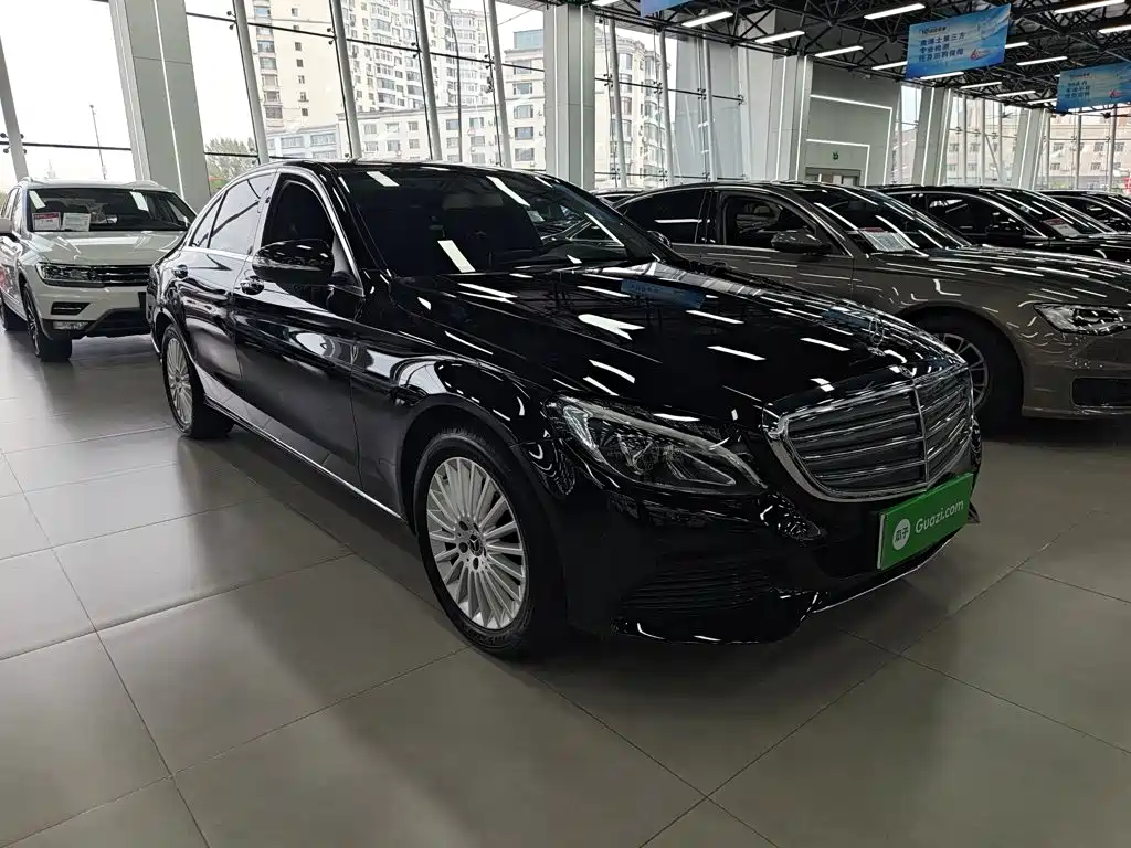 Mercedes-Benz C-Class — миниатюра 4