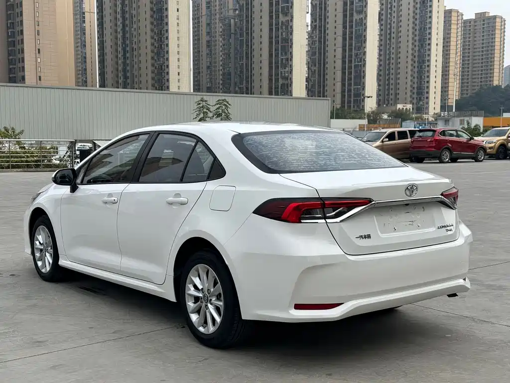Toyota Corolla — миниатюра 4