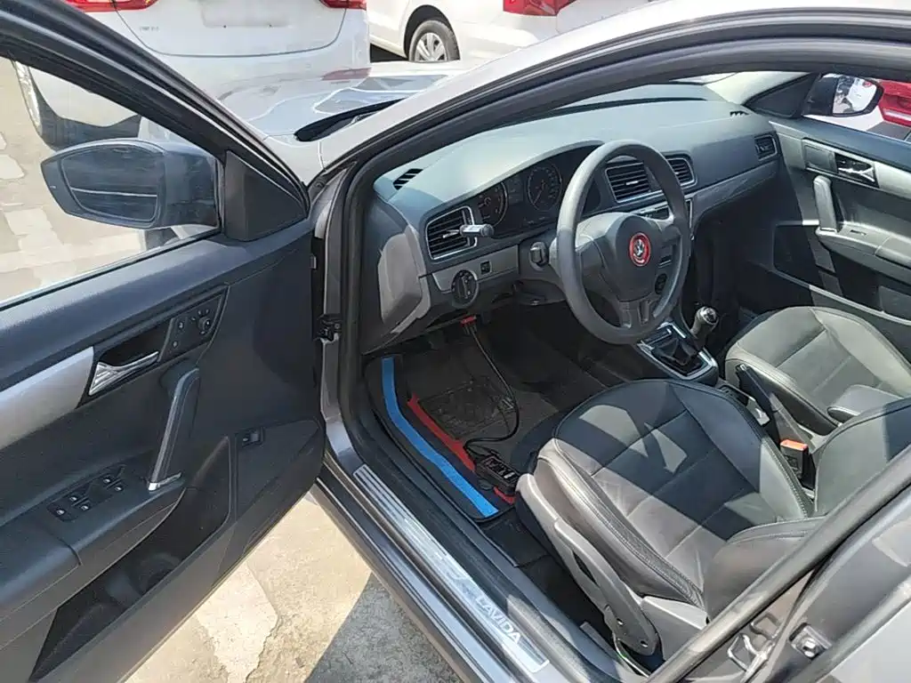Volkswagen Lavida — миниатюра 16